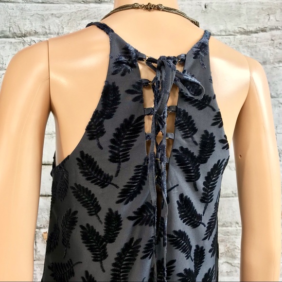 🔥NWT Navy Blue Leaf Patterned Lace Up Dress - Picture 1 of 8